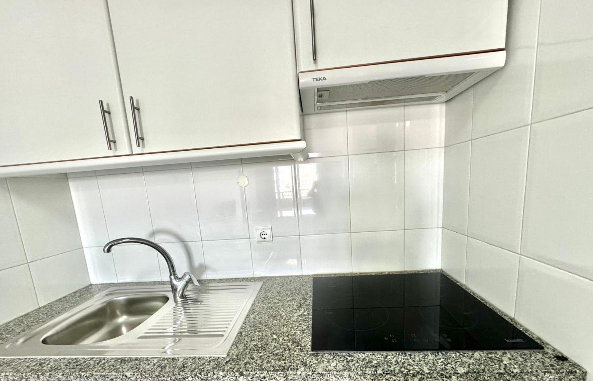 Apartment Da Rocha, 4ºb Jardins Da Rocha, Charming Studio, Near The Sea, By Ig